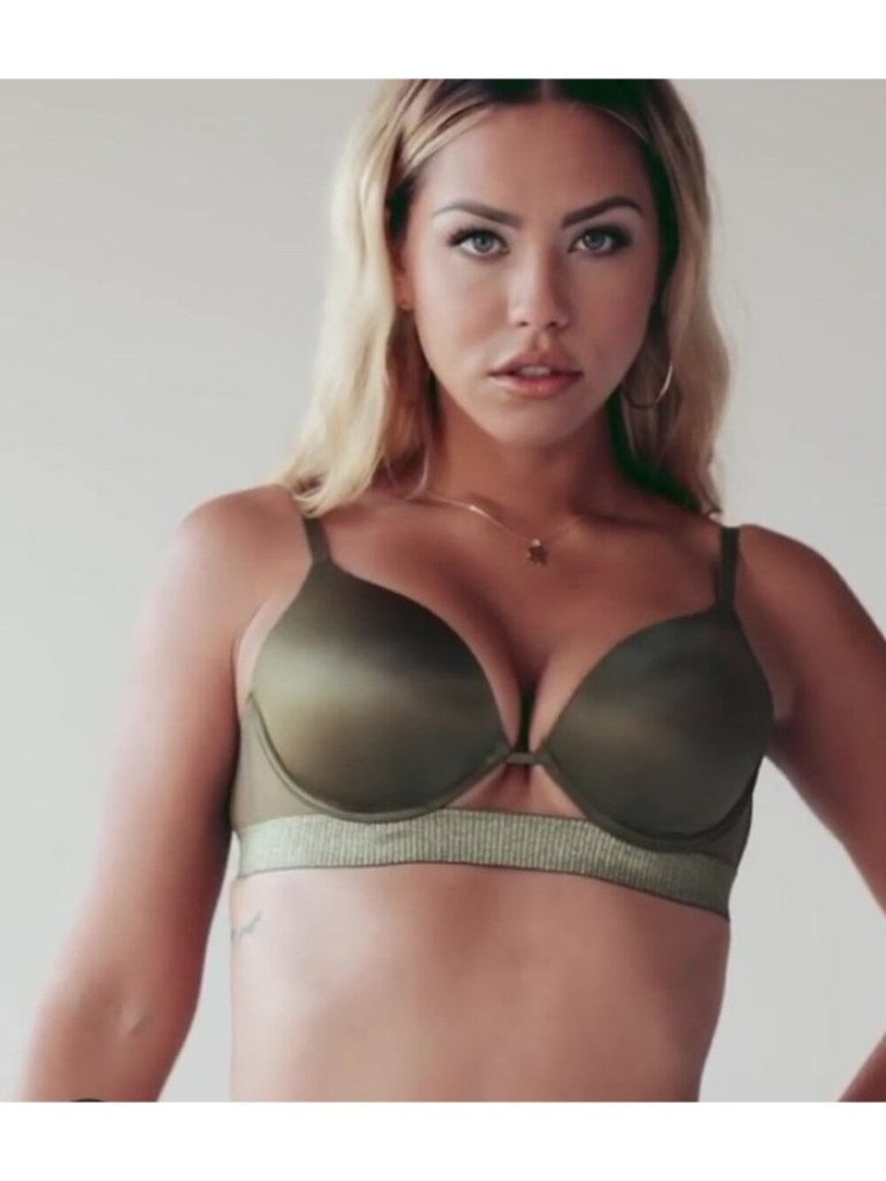 Victoria's Secret Very Sexy Push Up Bra 36D Olive Green Shimmer Wireless Padded